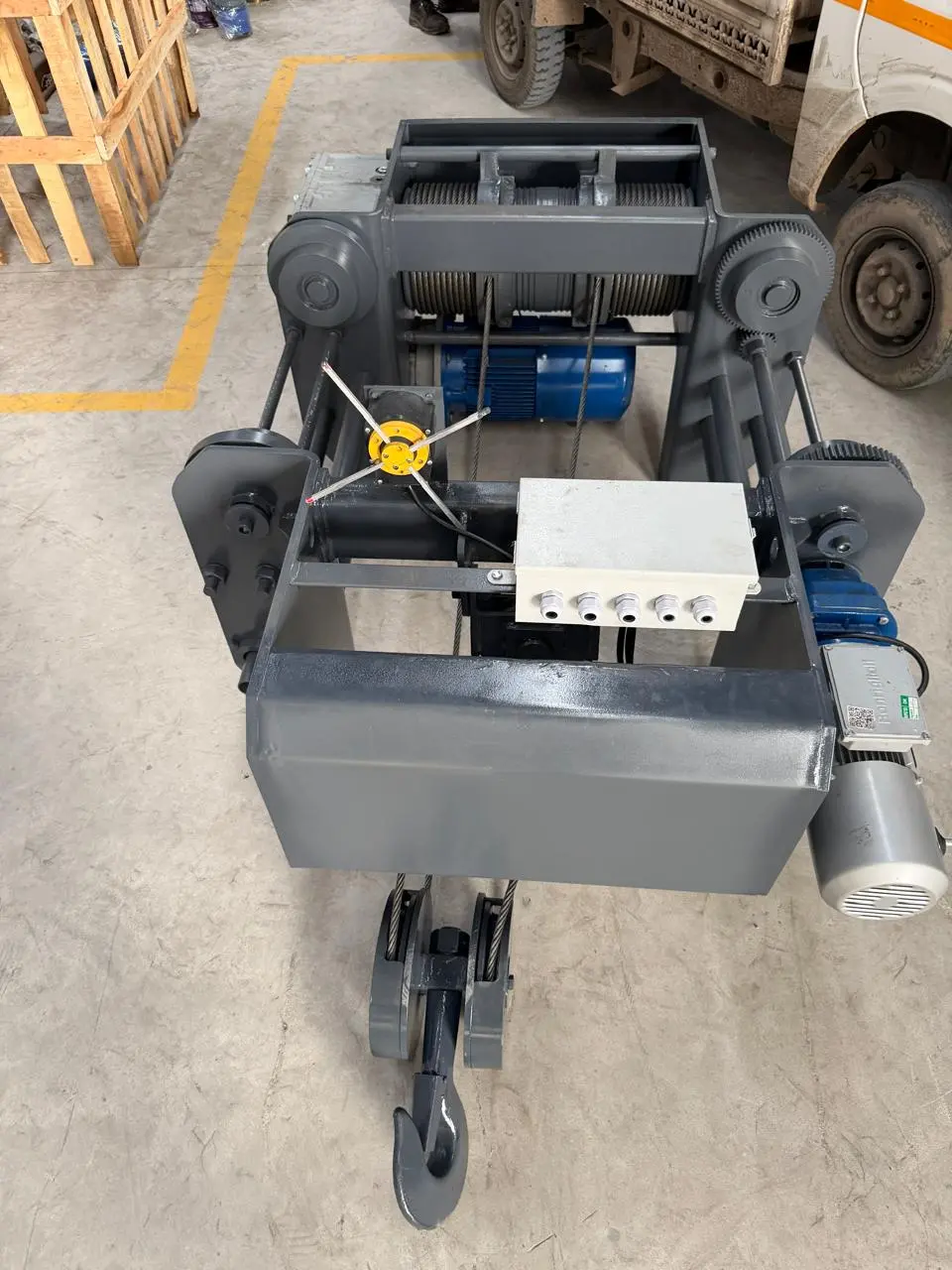 hoist1